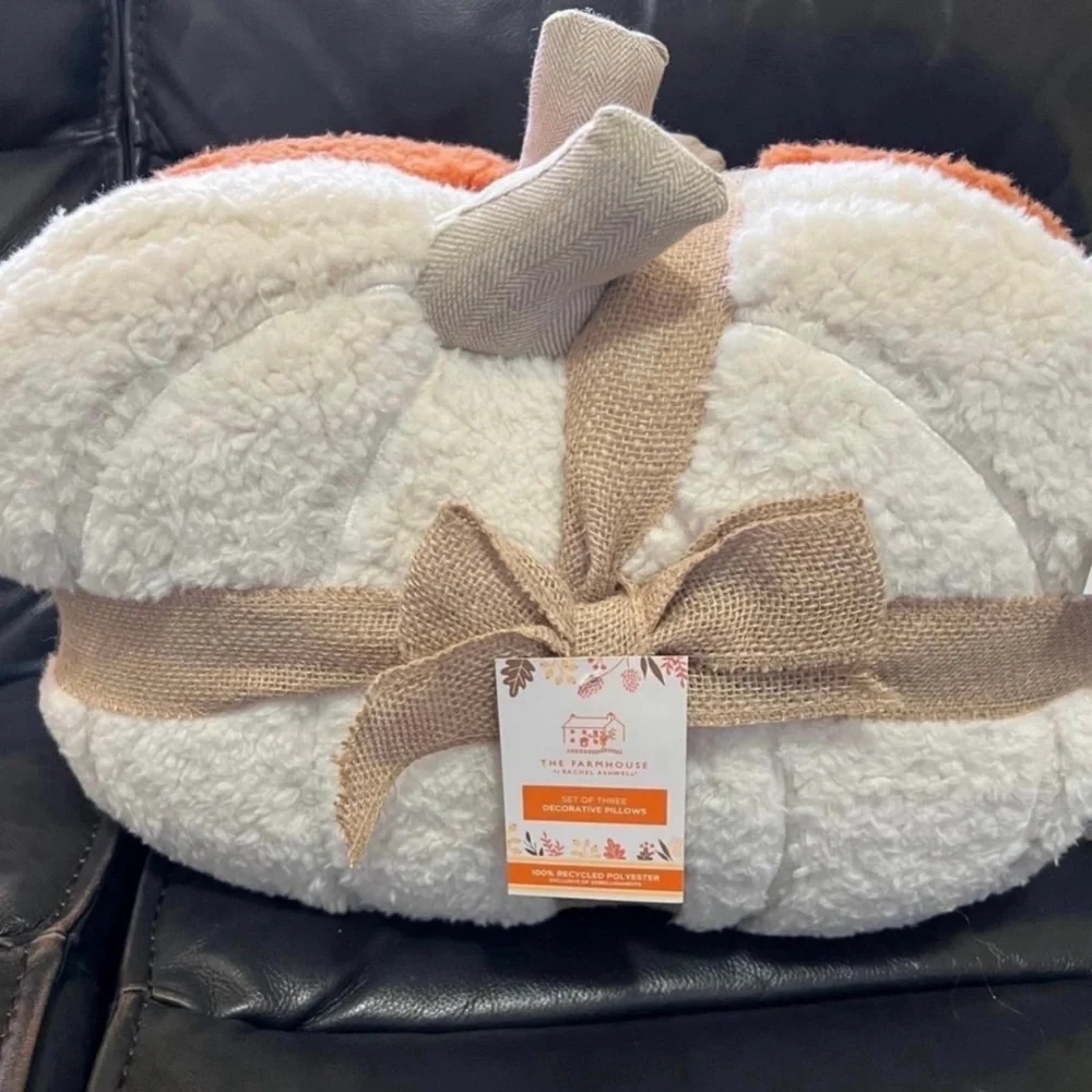 THE FARMHOUSE BY RACHEL ASHWELL Sherpa Pumpkin Pillow Set 3pk